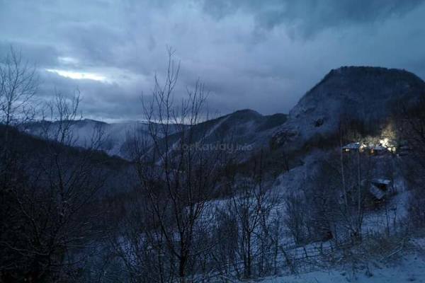 House sit in Boşorod, Romania