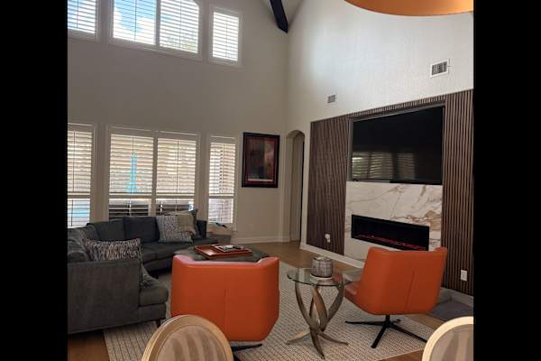 House sit in Southlake, TX, US
