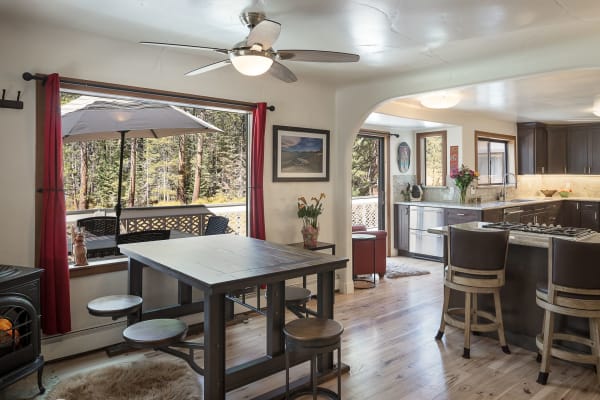 House sit in Tahoe City, CA, US