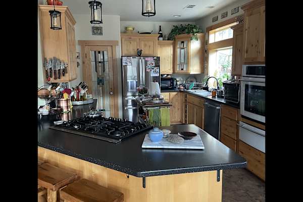 House sit in Eagle Point, OR, US