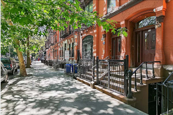 House sit in Brooklyn, NY, US