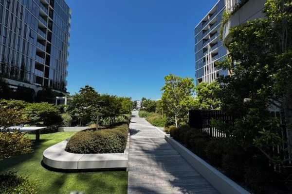 House sit in Melbourne, VIC, Australia