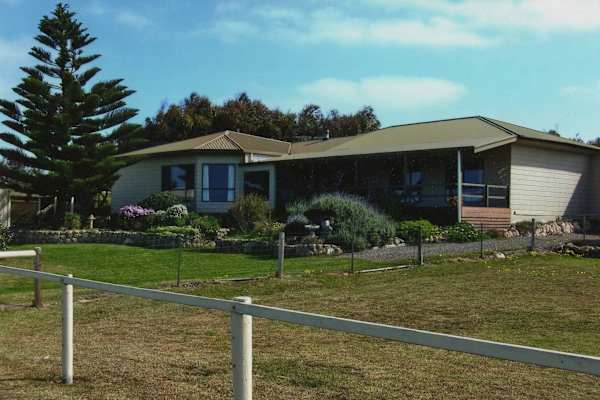 House sit in Meningie, SA, Australia
