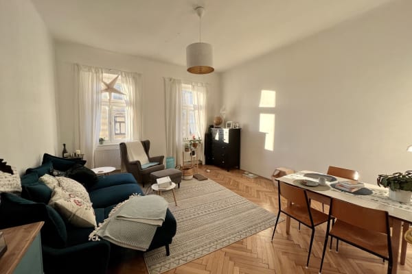House sit in Vienna, Austria