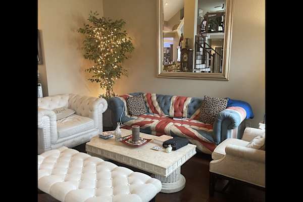 House sit in Dallas, TX, US