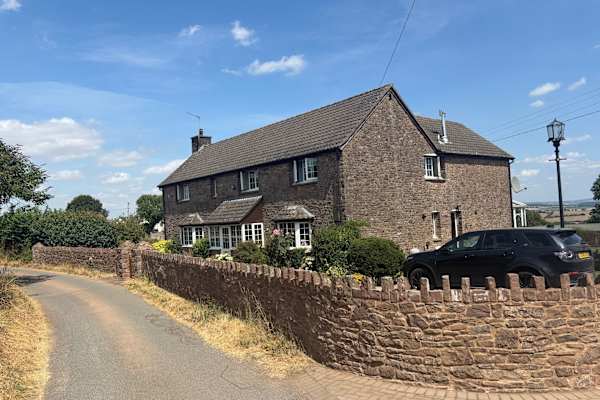 House sit in Hereford, United Kingdom