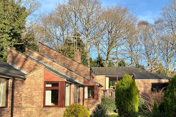 House sit in Glossop, United Kingdom