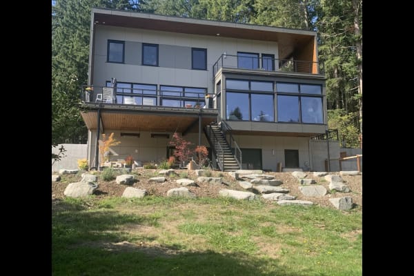 House sit in Gig Harbor, WA, US