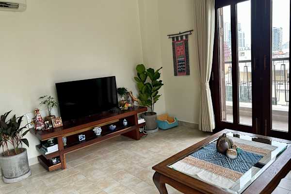 House sit in Phnom Penh, Cambodia