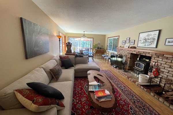 House sit in Fort Bragg, CA, US