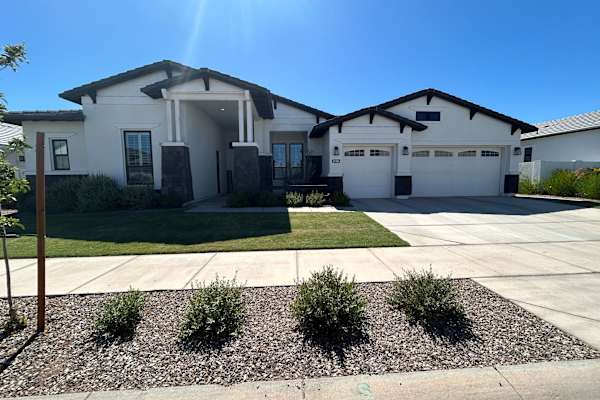 House sit in Queen Creek, AZ, US