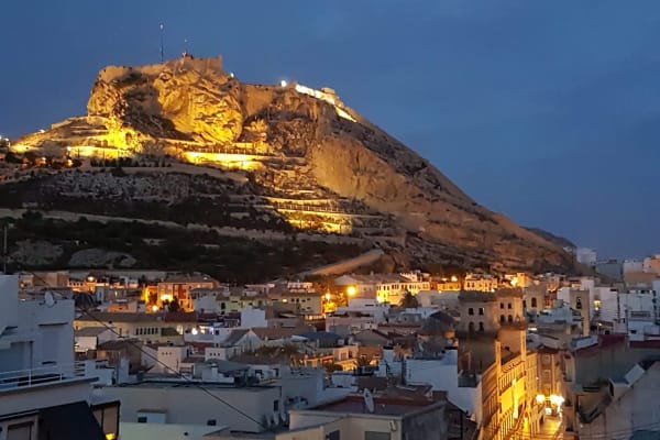 House sit in Alicante, Spain