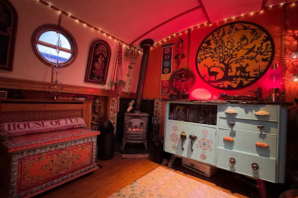 House sit in Roydon, United Kingdom