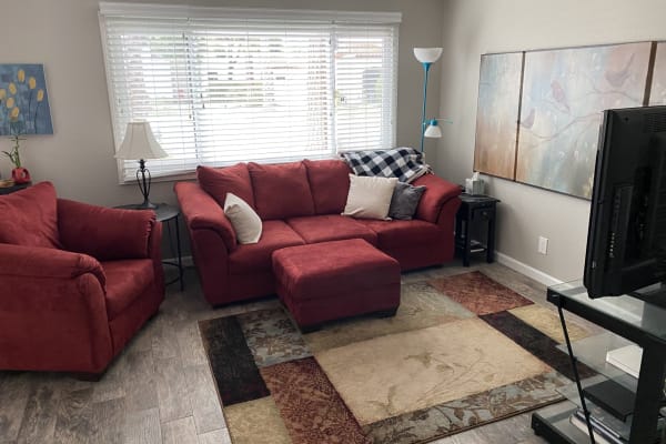 House sit in Carpinteria, CA, US