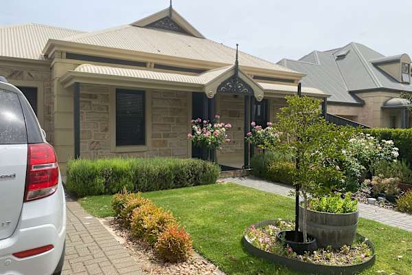 House sit in Tanunda, SA, Australia