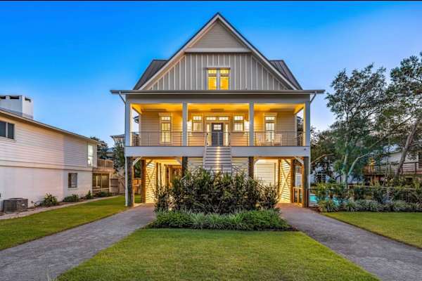 House sit in Blue Mountain Beach, FL, US