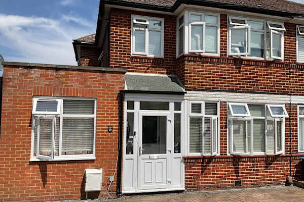 House sit in Enfield Town, United Kingdom