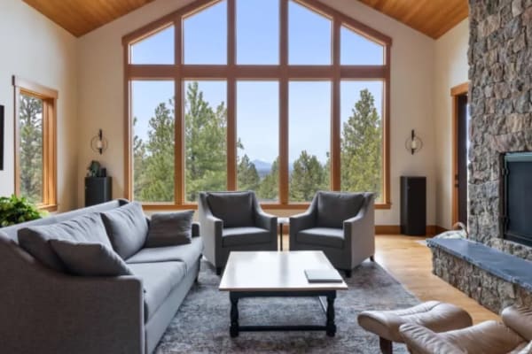 House sit in Bend, OR, US