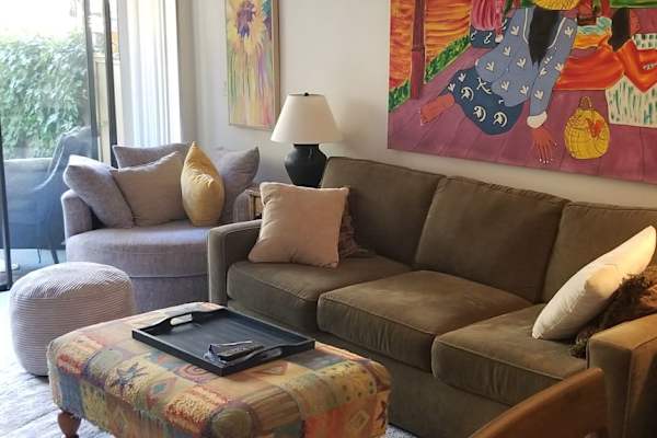 House sit in Novato, CA, US