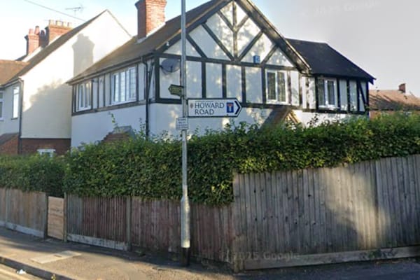 House sit in Wokingham, United Kingdom