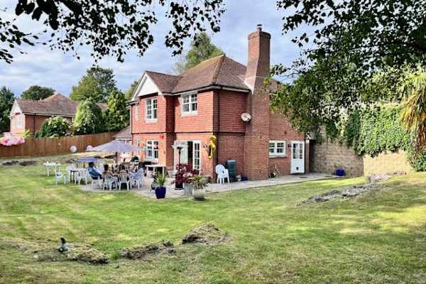 House sit in Hythe, United Kingdom