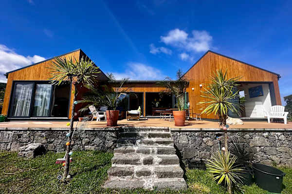 House sit in Horta, Portugal