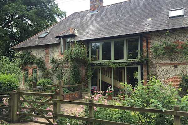 House sit in Bishops Waltham, United Kingdom