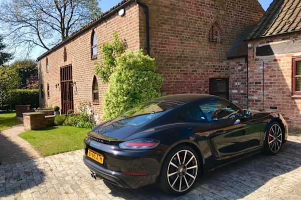 House sit in Selby, United Kingdom