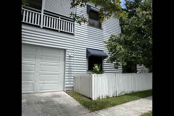 House sit in Gold Coast, QLD, Australia