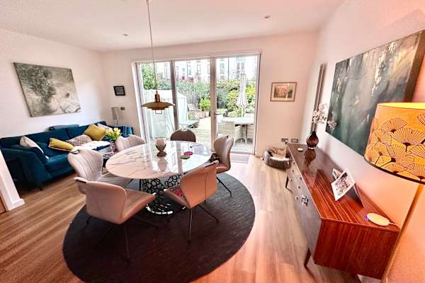 House sit in Bath, United Kingdom