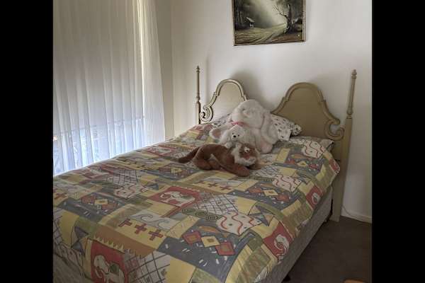 House sit in Melbourne, VIC, Australia