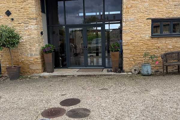 House sit in Sherborne, United Kingdom