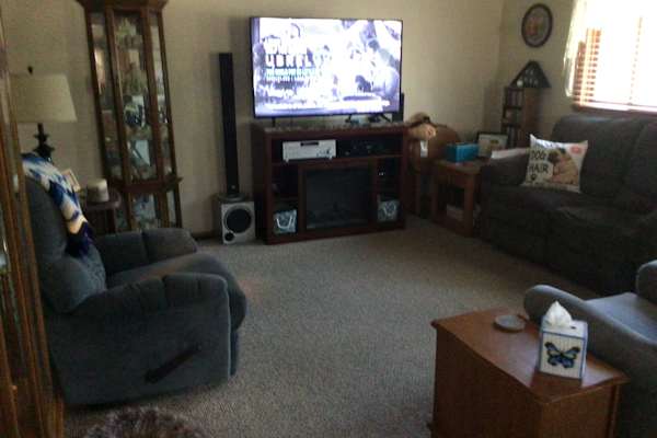 House sit in Higgins Lake, MI, US
