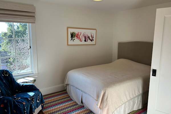 House sit in Oakland, CA, US