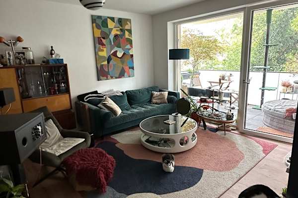House sit in Berlin, Germany