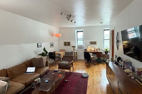 House sit in New York City, NY, US