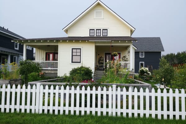 House sit in Old Chelsea, QC, Canada