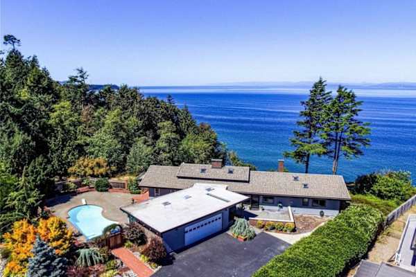 House sit in Port Angeles, WA, US