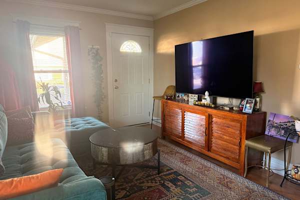 House sit in Cincinnati, OH, US