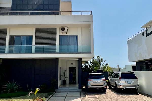 House sit in Maputo, Mozambique