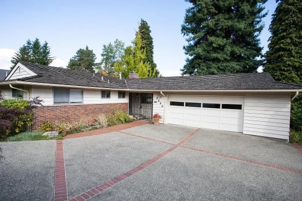 House sit in Redmond, WA, US