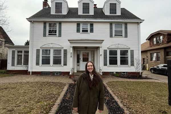 House sit in Milwaukee, WI, US