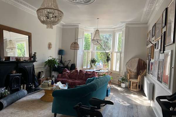 House sit in Wimbledon Park, United Kingdom