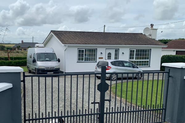 House sit in Cullenstown, Ireland