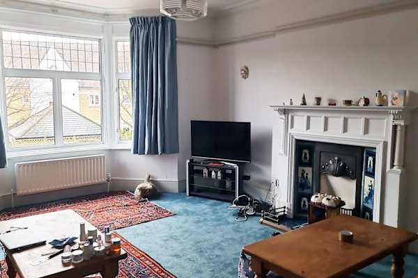 House sit in Teddington, United Kingdom