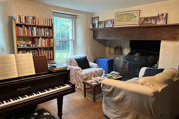 House sit in Philadelphia, PA, US