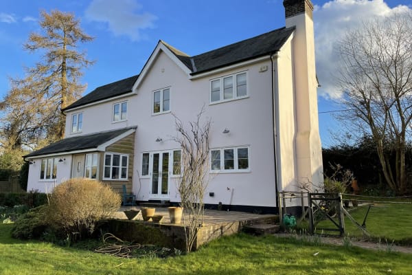 House sit in Petersfield, United Kingdom