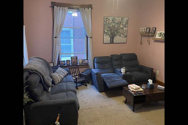 House sit in Lancaster, PA, US