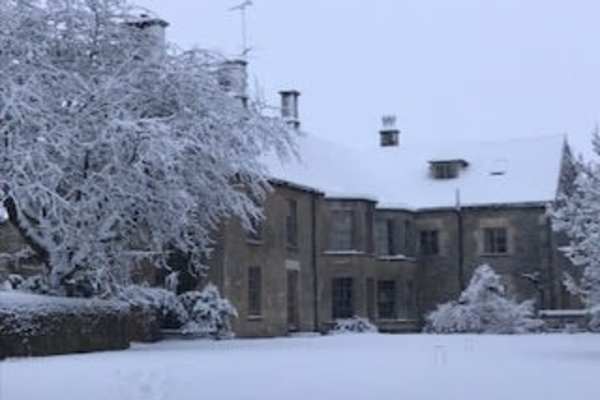 House sit in Cirencester, United Kingdom