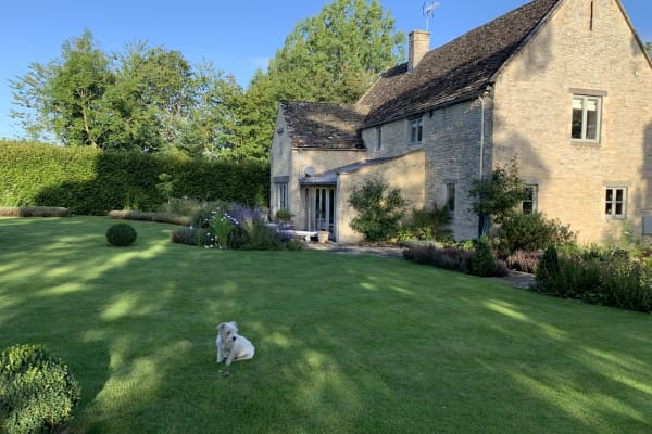 House sit in Northleach, United Kingdom